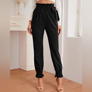 Paperbag Waist Knotted Tapered Pants